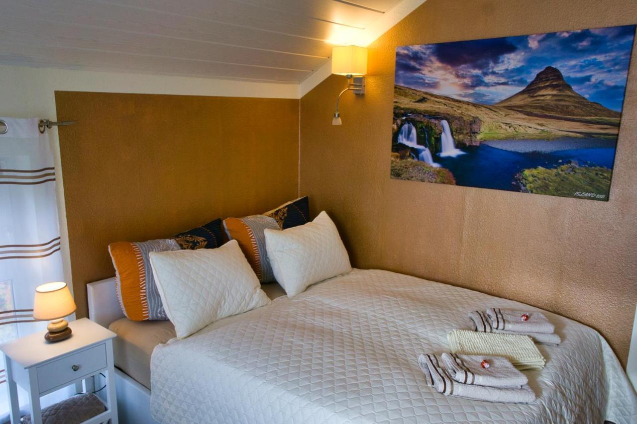 Mycozyplace - Zwei Gemuetliche Zimmer Fuer Vier เดรสเดน ภายนอก รูปภาพ